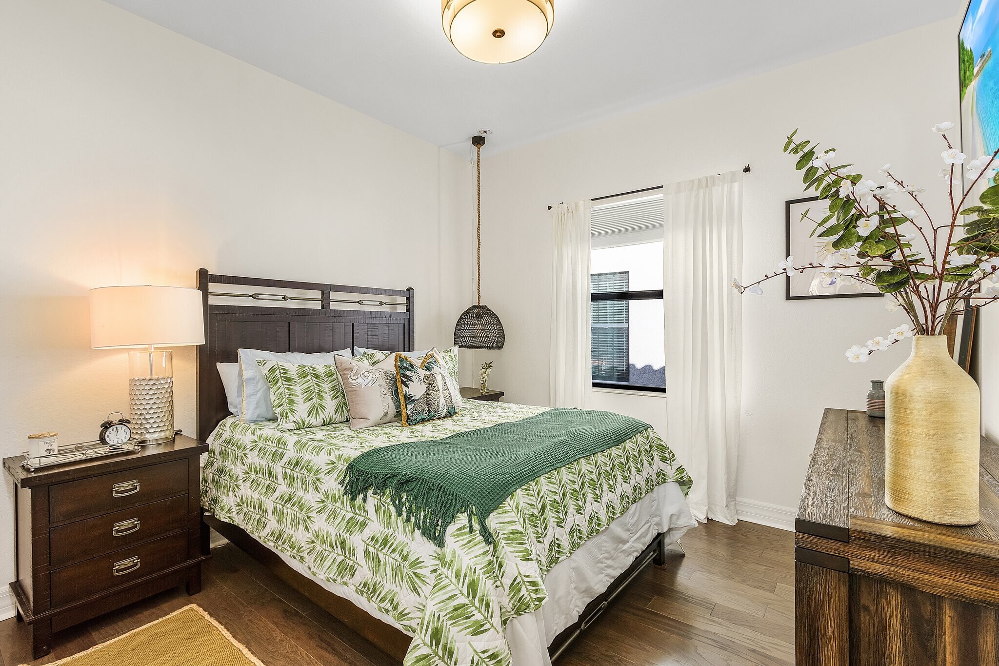 Building Photo - 3063 Hudson Ter