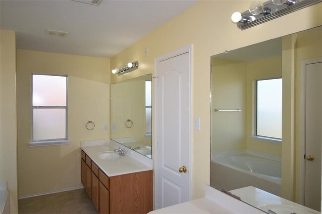 Building Photo - 1522 Cartwright Rd