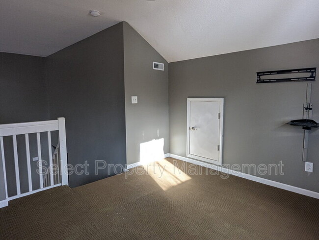 Building Photo - 5201 Willman Ln