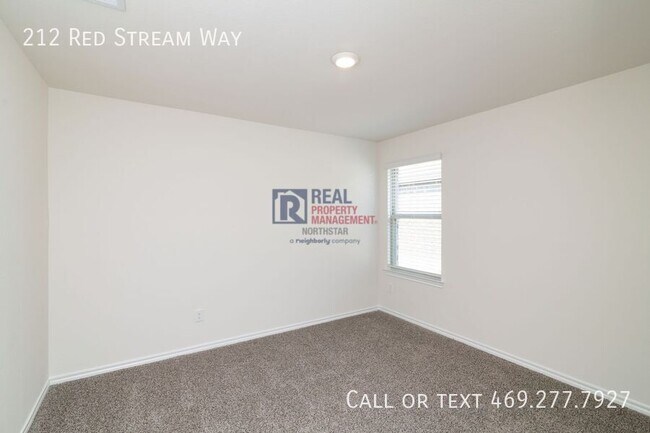 Building Photo - 212 Red Strm Wy