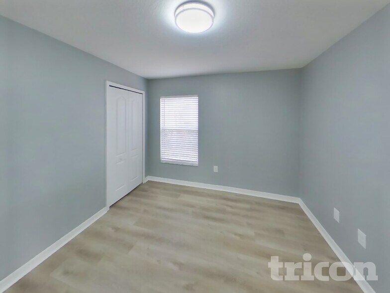 Building Photo - 364 Winthrop Dr