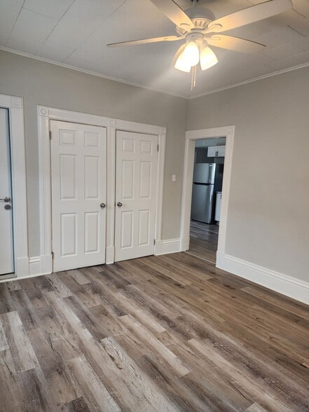 Building Photo - 235 5th Ave