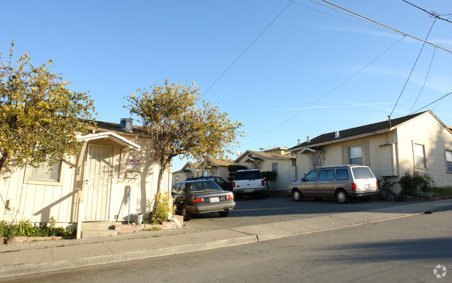 Primary Photo - 513 Fremont St