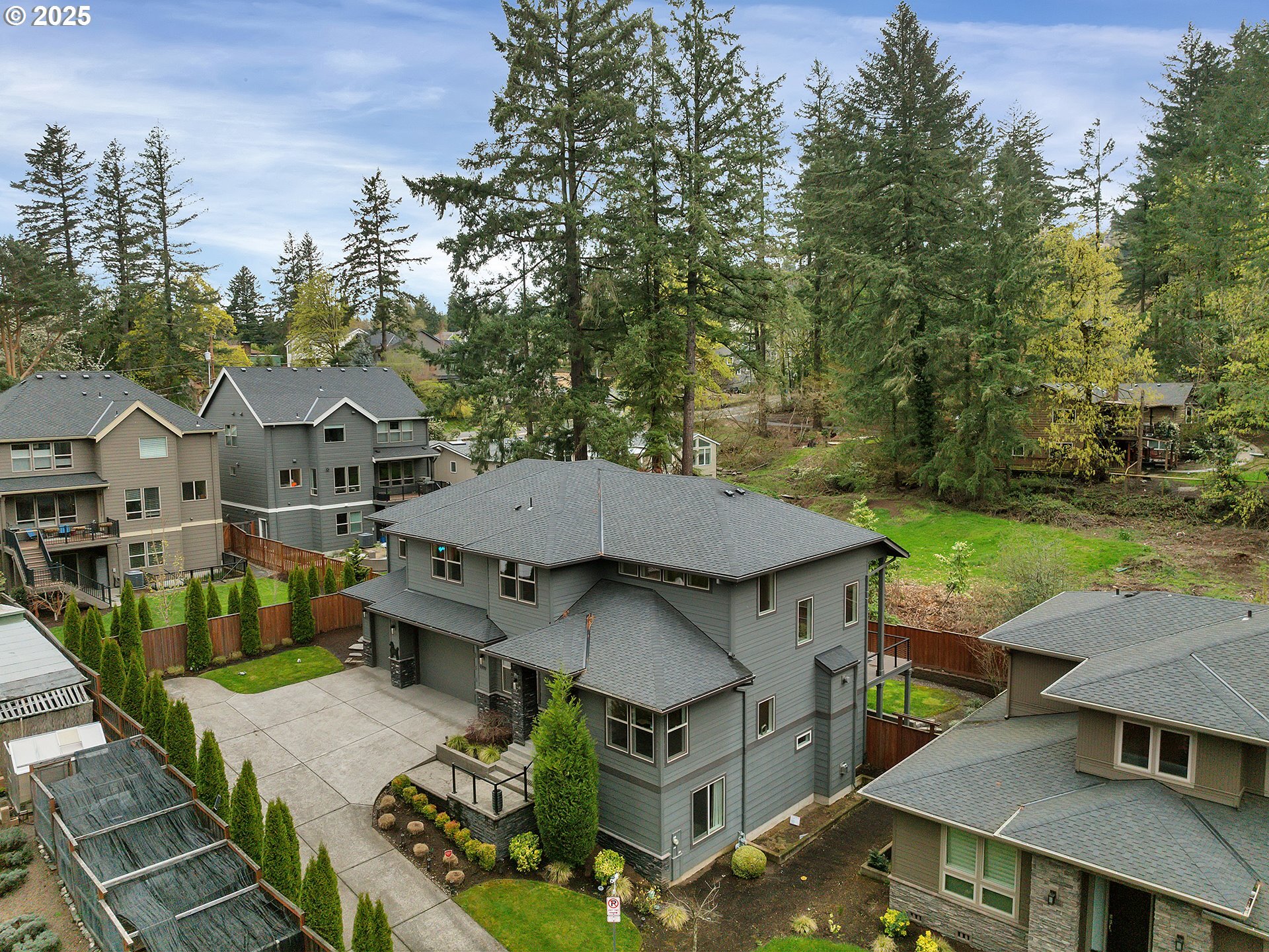 Building Photo - 9709 SW West Haven Dr