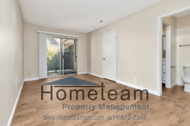 Building Photo - 2 BR / 1.5 BA 886 Sq ft. Spring Valley/ Paradise Hills