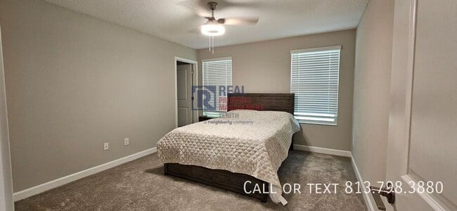 Building Photo - 6220 Windship Ct