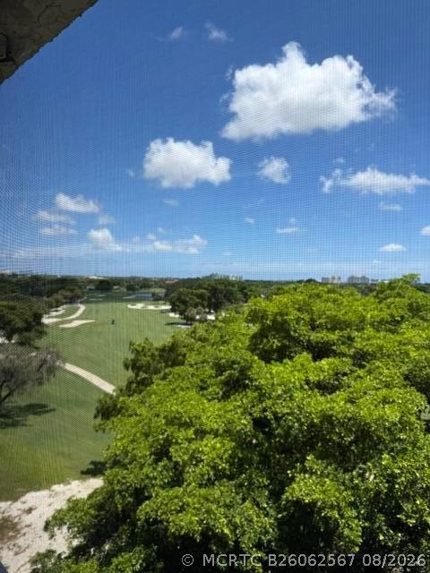 Building Photo - 250 Jacaranda Dr