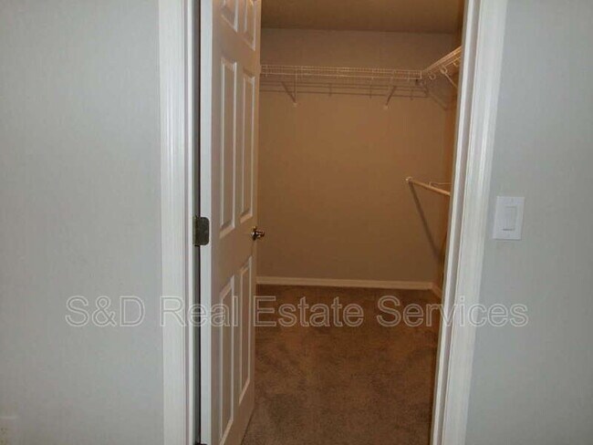 Building Photo - 1247 Mezzavalle Wy