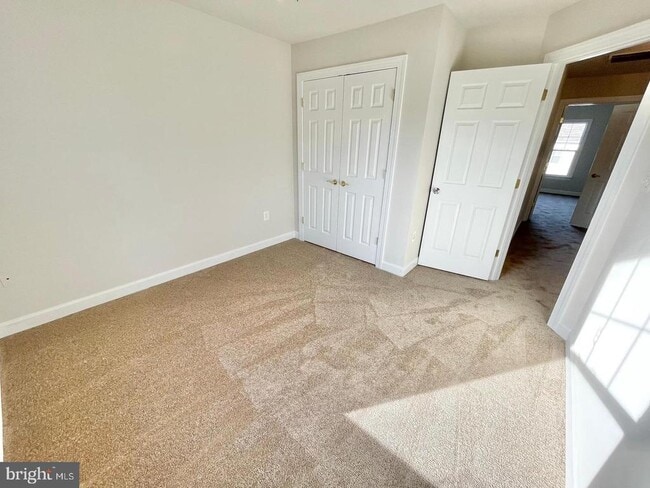 Building Photo - 8090 Whispering Wind Ln