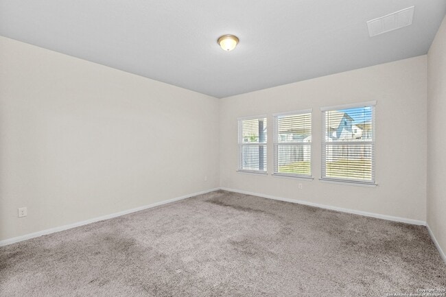 Building Photo - 9219 Cook Crk