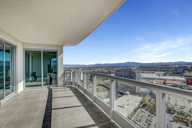 Building Photo - Turnberry Towers 4305W-Strip/City Views from this Stunning 3Bd/2.5Ba Residence