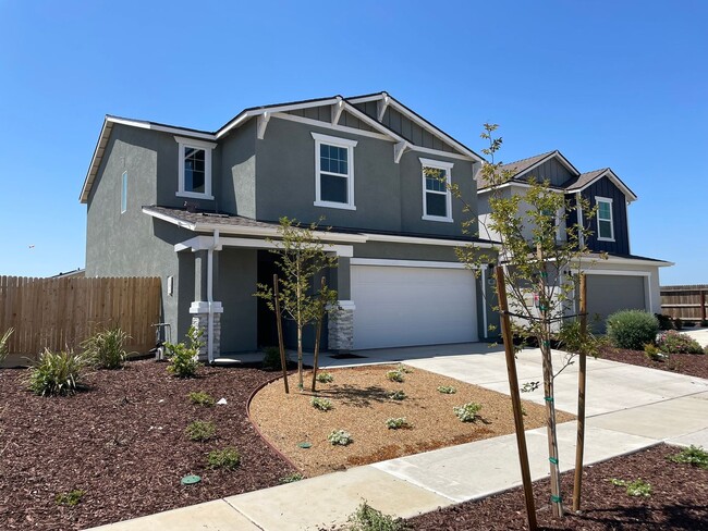 Building Photo - Beautiful New Home – Ready for Immediate M...