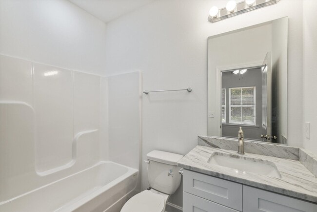 Building Photo - 1720 Airport Dr