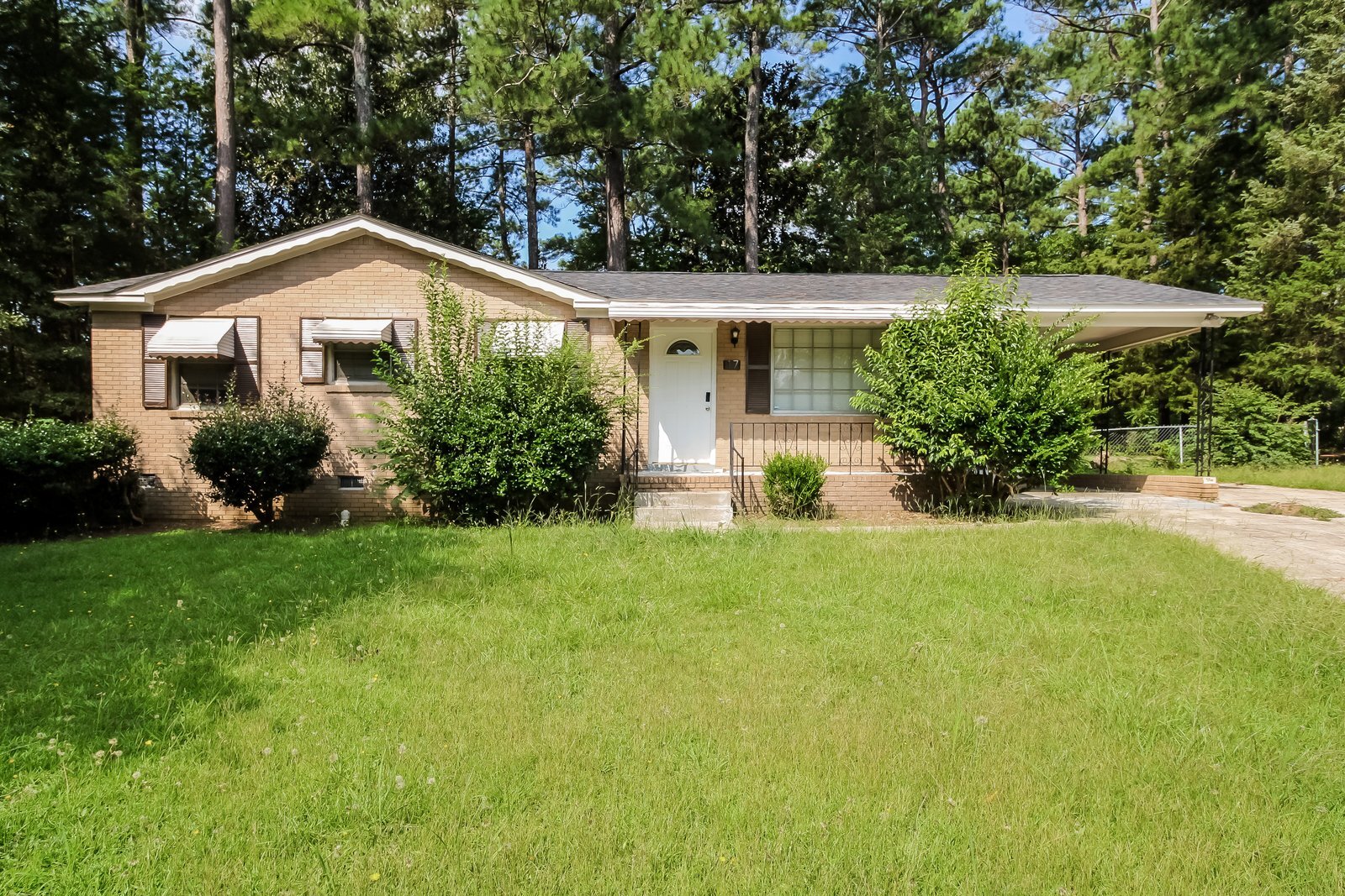 Building Photo - 17 Swan Ct