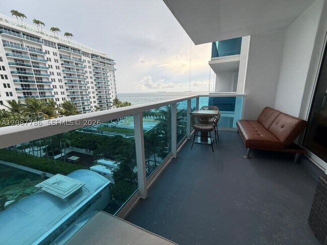 Building Photo - 2301 Collins Ave
