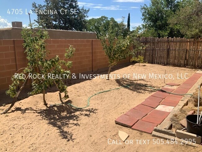 Building Photo - 4705 La Encina Ct SE