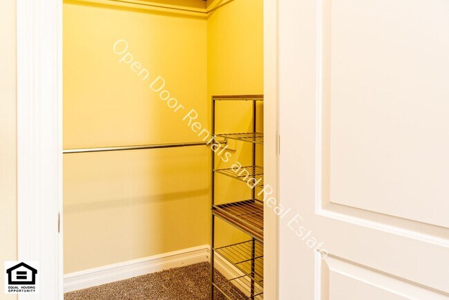 Building Photo - 13558 Paperbark Trail