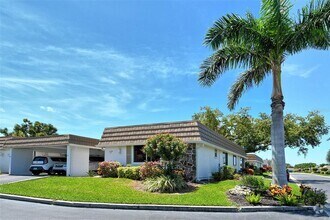 Building Photo - 2308 Waterbluff Pl