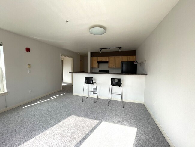 Building Photo - 1Bd/1Ba Seattle Condo
