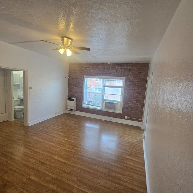 Interior Photo - Alexandria Gramercy, LLC