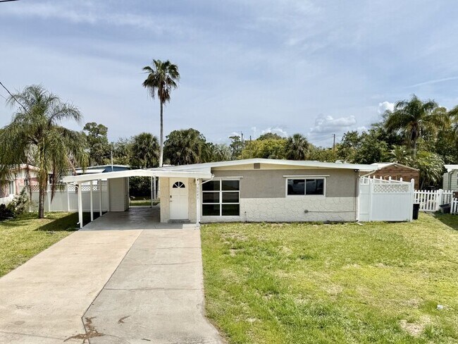 Primary Photo - 5045 Osprey Ln
