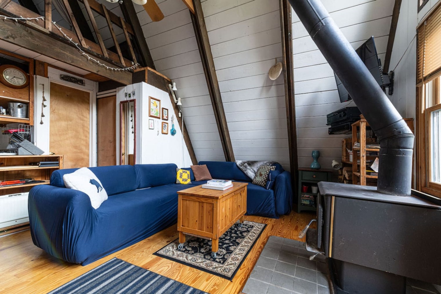 Building Photo - 614 Sanford Hollow Rd