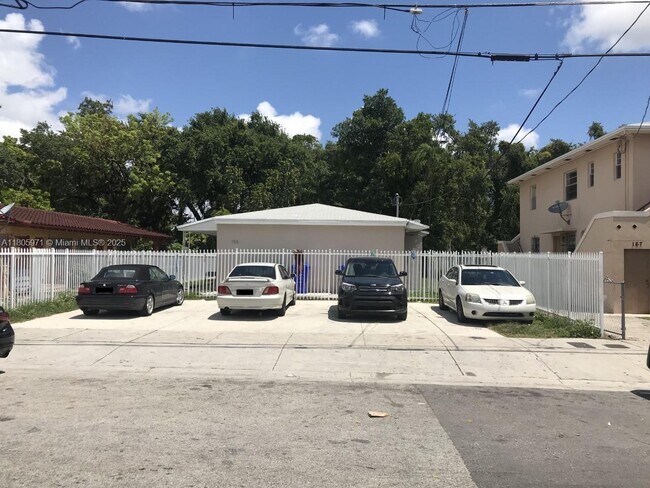 Building Photo - 155 NE 59th St