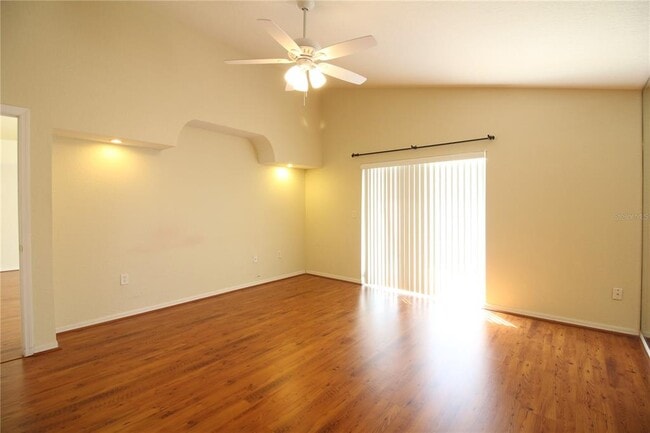 Building Photo - 2313 Colony Club Dr