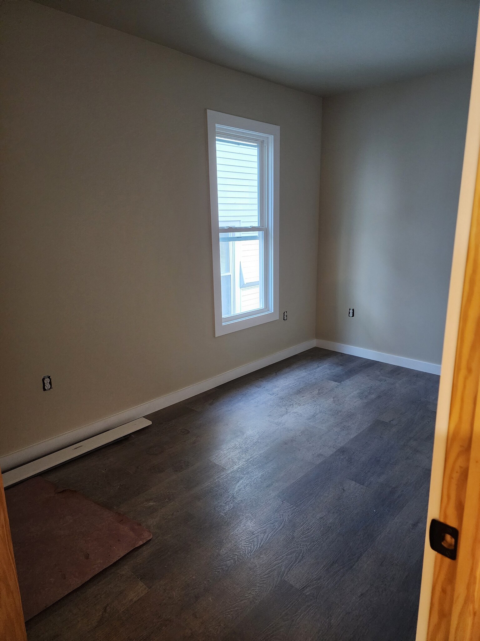 Back bedroom - 331 W Colvin St