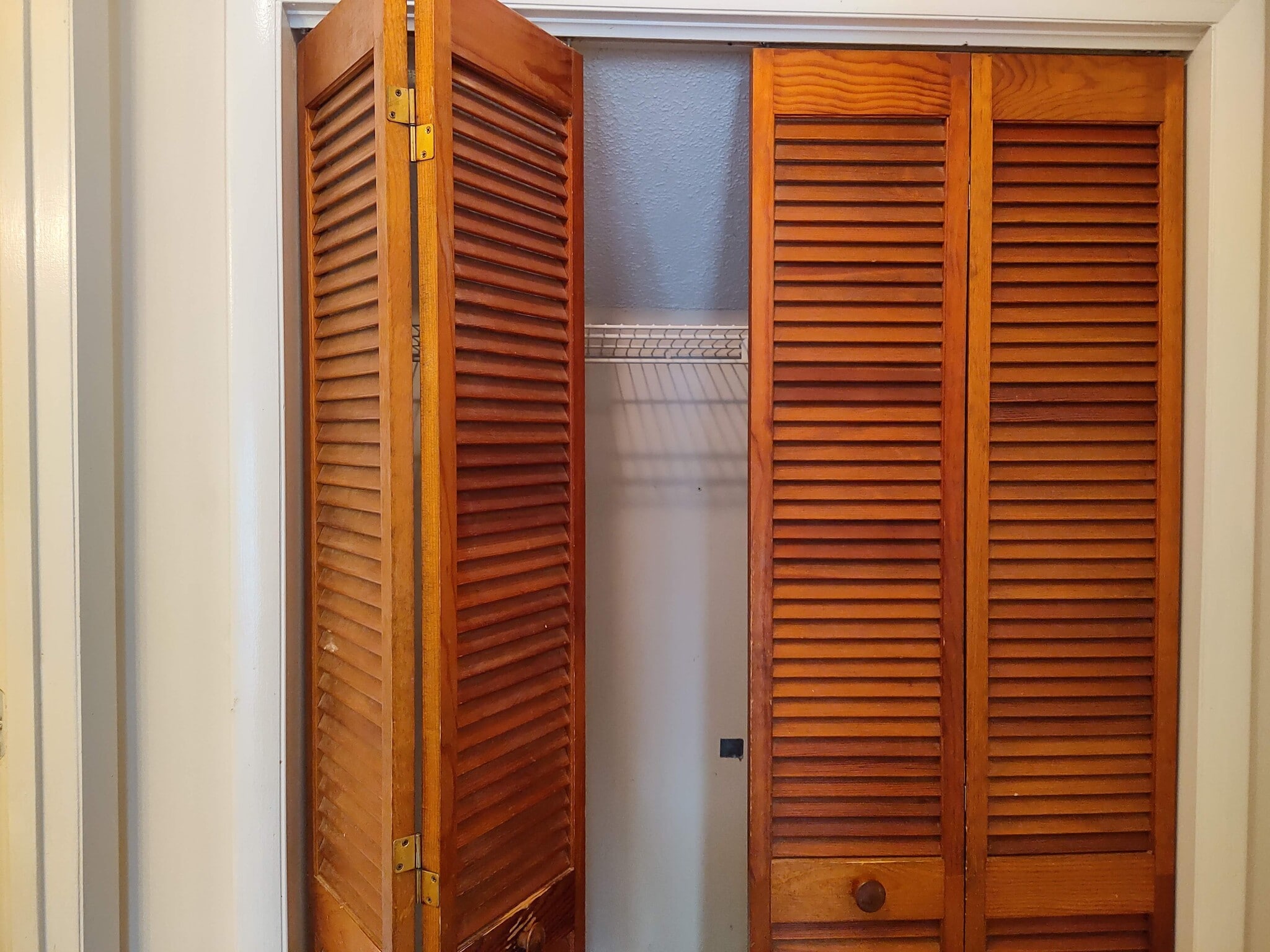 Building Photo - 500 Fairway Village Dr