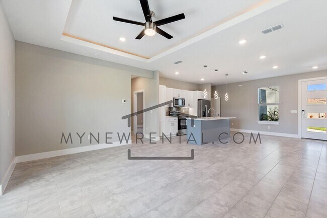 Building Photo - Deposit-Free! Get $1,000 OFF your first mo...