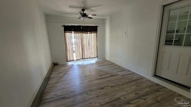 Building Photo - 364 Petty Dr