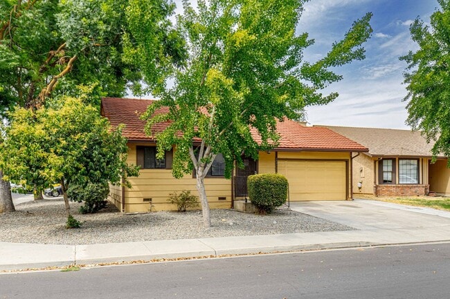 Building Photo - 3521 Akeby Dr