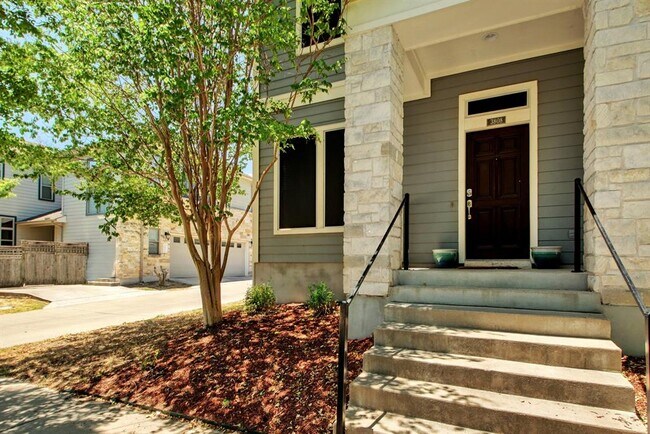 Building Photo - 3808 Mattie St
