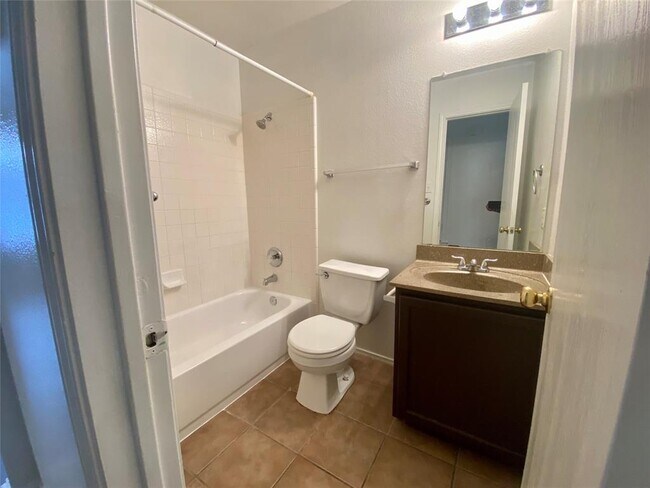 Building Photo - 9001 Kimono Ridge Dr