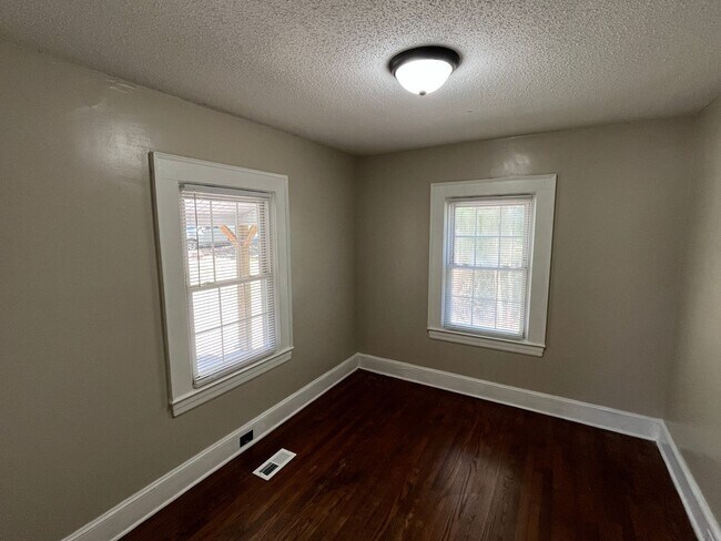 Building Photo - 2535 Marble St