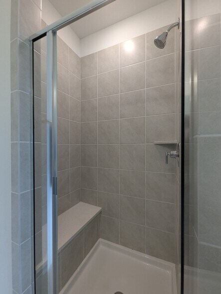 Primary Bathroom - 2257 Adena Springs Dr