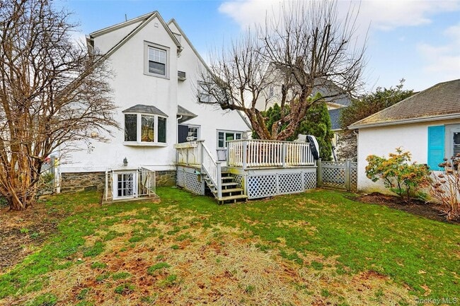 Building Photo - 14 Columbia Pl