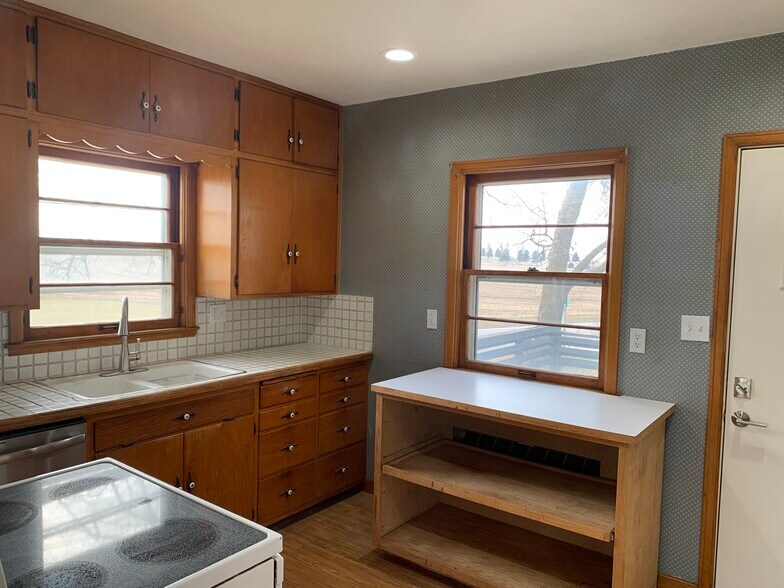 Kitchen - 640 Harrison St