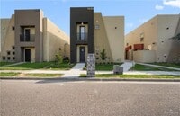 Building Photo - 19 Camellia Ave