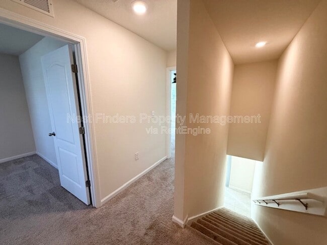 Building Photo - 9622 Baylin Ct