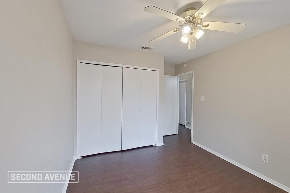 Building Photo - 9124 Pinehaven Dr