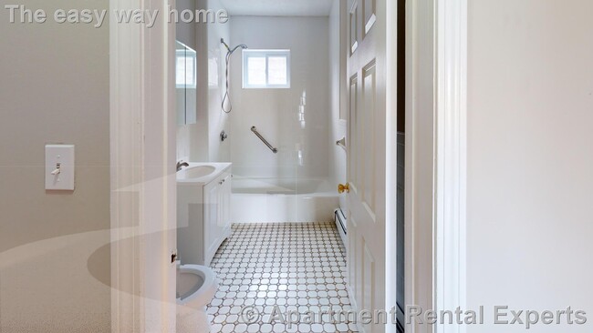 Building Photo - 280 McGrath Hwy