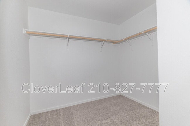 Building Photo - 706 Wolf Crest Blvd