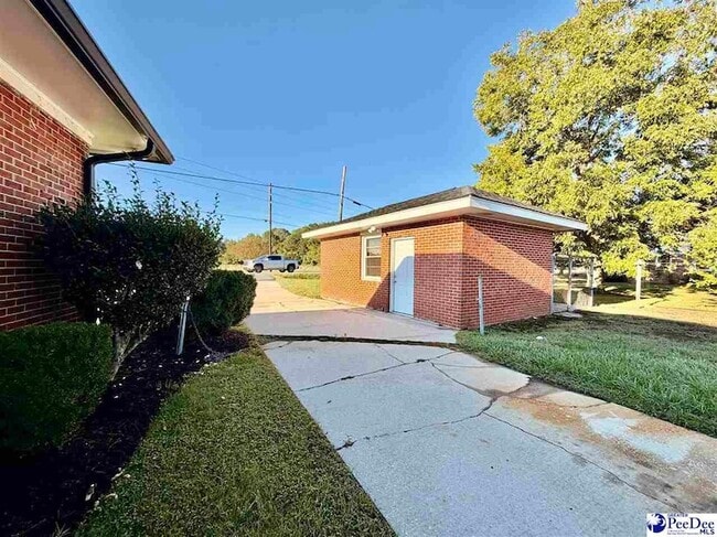 Building Photo - 1427 Old Ebenezer Rd