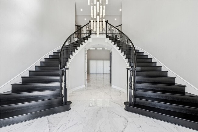 Building Photo - 916 Savannah Trl