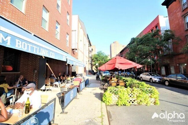 Building Photo - 3 bedroom in NEW YORK NY 10029