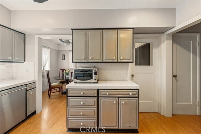 Building Photo - 233 S Swall Dr