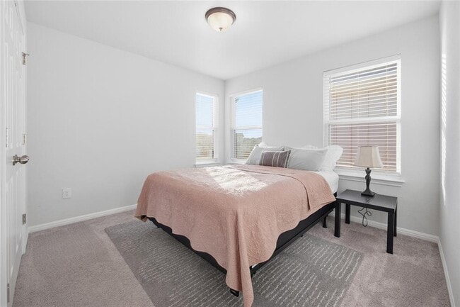 Building Photo - 6402 Moncrieff Dr