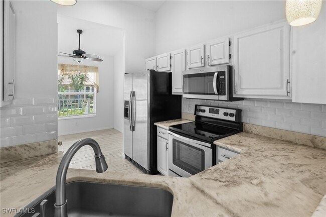 Primary Photo - 9851 Costa Mesa Ln